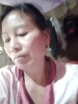 Lili-123k online show from 04/24/26, 02:47