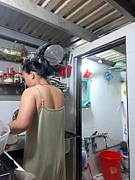 felicity chloe online show from 04/06/26, 08:48