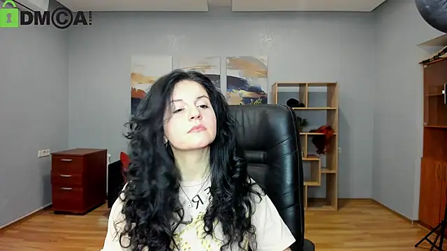 Amelia Hart online show from 12/03/25, 06:54