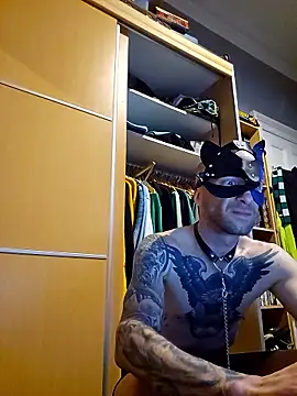 Snapshot of scotbhoyscott chatting on 06/20/26, 07:27 scotbhoyscott online show from 06/20/26, 07:27