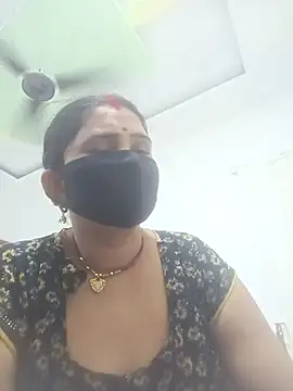 Your-shreya143 online show from 02/21/26, 07:42