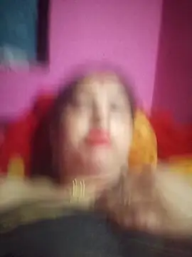 Your-shreya143 online show from 03/28/26, 09:36