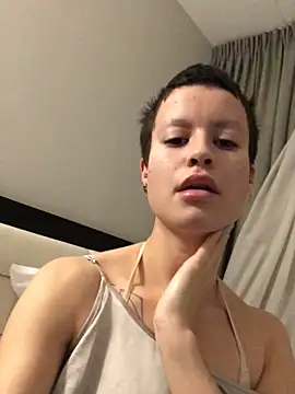 Snapshot of YoungDutchRuby chatting on 12/02/25, 07:31 YoungDutchRuby online show from 12/02/25, 07:31