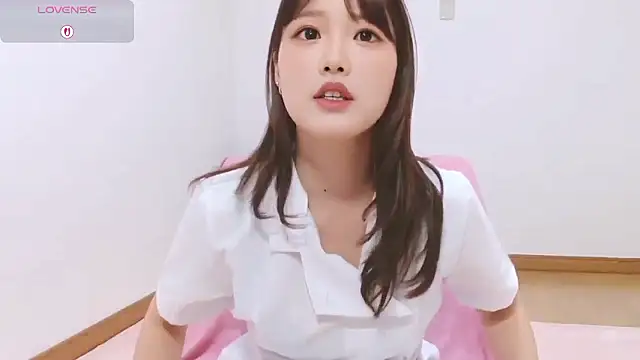 Snapshot of mashiro-desu chatting on 12/15/25, 08:29 mashiro-desu online show from 12/15/25, 08:29