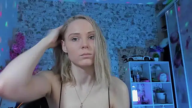 Gina Gina love online show from 04/24/26, 01:19