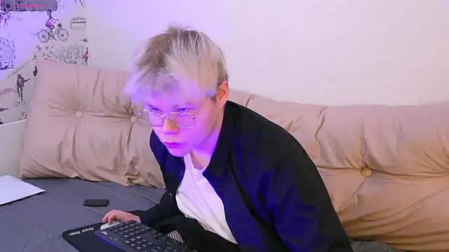 Brian Mils online show from 12/14/25, 12:21