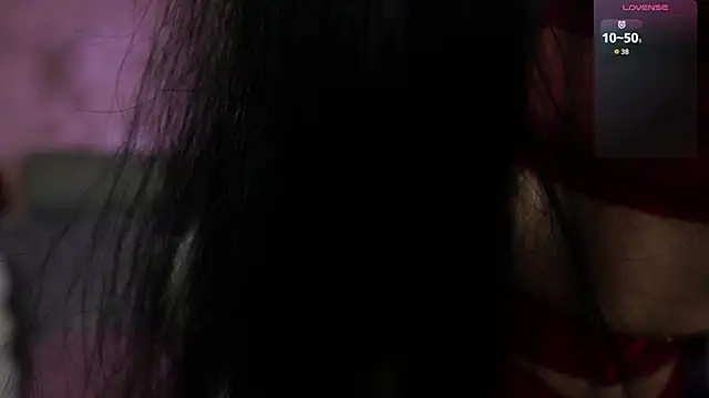 Snapshot of AryaTalisa chatting on 12/14/25, 04:29 AryaTalisa online show from 12/14/25, 04:29