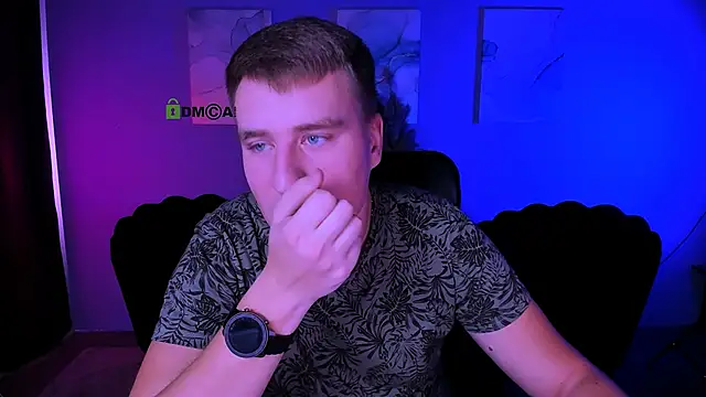 Snapshot of derek_hawk_ chatting on 12/04/25, 09:40 derek hawk online show from 12/04/25, 09:40