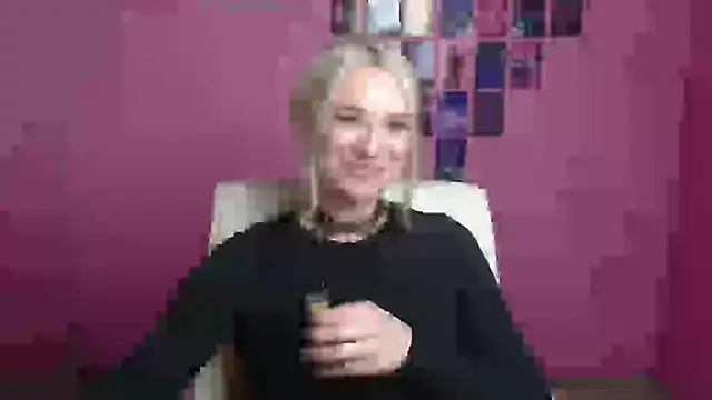 Melodie Aster online show from 04/02/26, 11:41