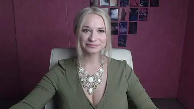 Melodie Aster online show from 04/11/26, 05:34