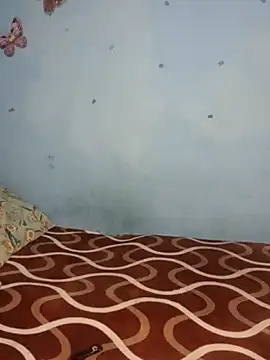 Snapshot of MILF_LOVE_SQUIRT chatting on 12/20/25, 08:05 MILF LOVE SQUIRT online show from 12/20/25, 08:05