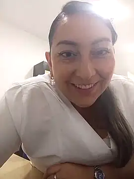 Snapshot of Valeria_montana_ chatting on 01/14/26, 12:44 Valeria montana online show from 01/14/26, 12:44