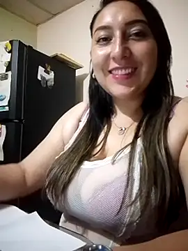 Valeria montana  online show from 03/10/26, 01:10