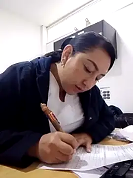 Valeria montana  online show from 03/16/26, 12:53