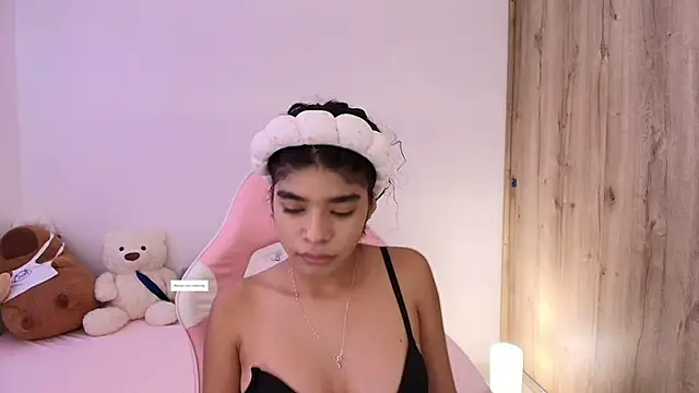 phia carter online show from 04/16/26, 04:30