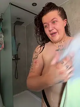 MissRaven x online show from 04/24/26, 08:39