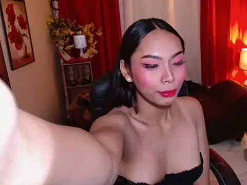 Snapshot of kylieEmparado chatting on 06/05/26, 10:54 kylieEmparado online show from 06/05/26, 10:54