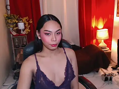 Snapshot of kylieEmparado chatting on 06/06/26, 01:32 kylieEmparado online show from 06/06/26, 01:32