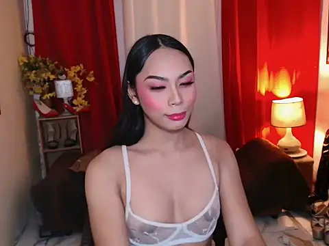 Snapshot of kylieEmparado chatting on 06/17/26, 12:18 kylieEmparado online show from 06/17/26, 12:18