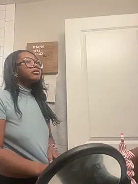 Snapshot of IndiaNoir chatting on 12/04/25, 11:41 IndiaNoir online show from 12/04/25, 11:41