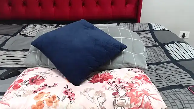 SweetdelightXXXX online show from 04/13/26, 08:09