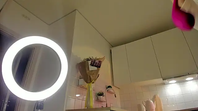 Snapshot of Sweety-lover chatting on 12/05/25, 07:10 Sweety-lover online show from 12/05/25, 07:10