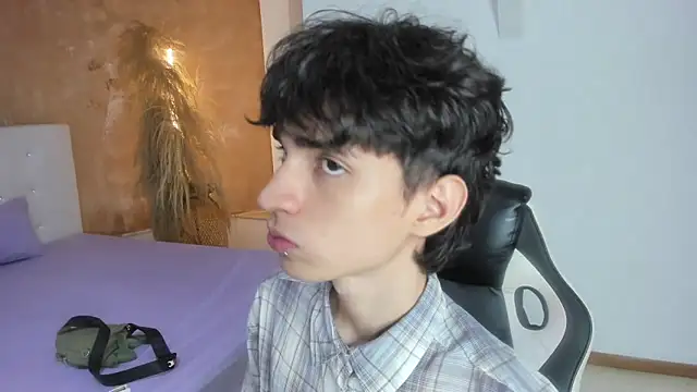 Snapshot of CONNOR_STONNE_ chatting on 02/26/26, 07:24 CONNOR STONNE online show from 02/26/26, 07:24