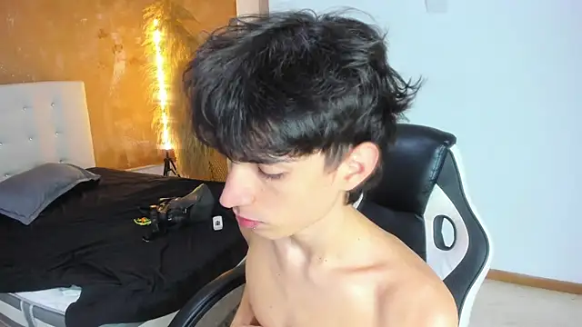 Snapshot of CONNOR_STONNE_ chatting on 02/27/26, 08:20 CONNOR STONNE online show from 02/27/26, 08:20