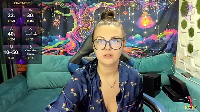 MonicaMoonly online show from 12/16/25, 10:59