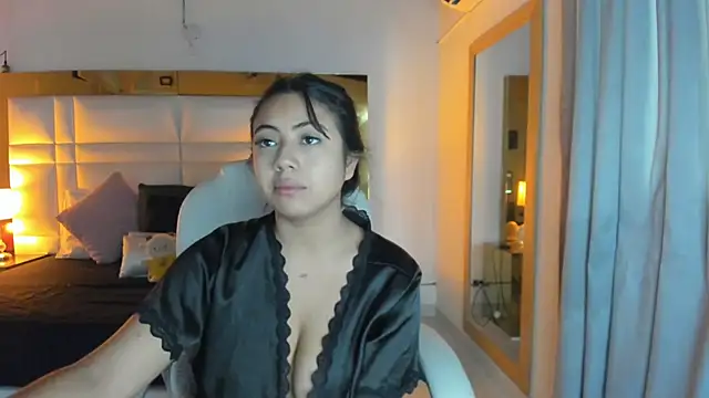 Zoei Moon online show from 05/27/26, 07:00