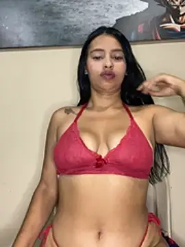 Snapshot of Jennmyller_ chatting on 04/06/26, 01:58 Jennmyller online show from 04/06/26, 01:58