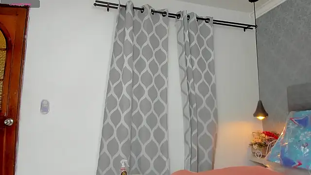 emilyy r online show from 02/23/26, 07:11