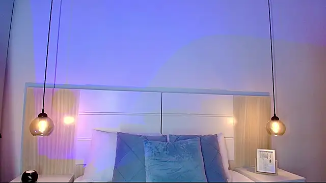 Snapshot of tamara_walter chatting on 12/19/25, 02:35 tamara walter online show from 12/19/25, 02:35