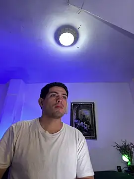 williamsmiiths16 online show from 03/28/26, 11:32