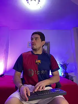 williamsmiiths16 online show from 04/09/26, 11:48