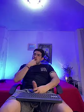 williamsmiiths16 online show from 04/10/26, 11:37