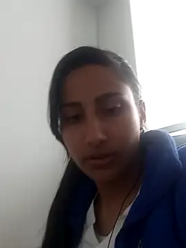 Vera Luna  online show from 12/16/25, 07:52