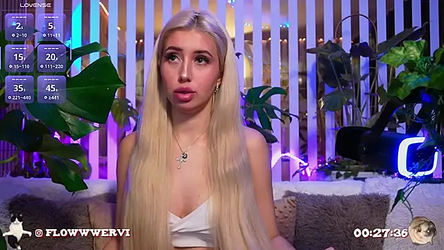 FlowweerGirl online show from 02/22/26, 06:17