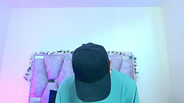 iris and damian online show from 03/26/26, 05:18