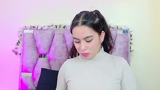 iris and damian online show from 04/22/26, 05:25