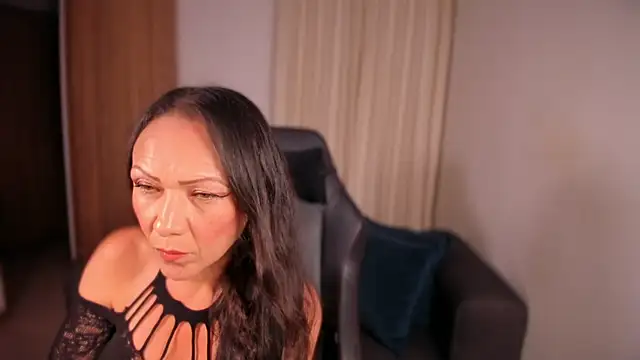 Cleoember  online show from 01/08/26, 12:02