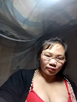 ava-dellght online show from 12/21/25, 03:41