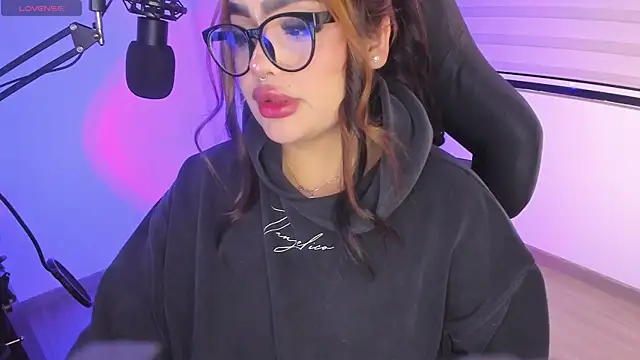 asheryn online show from 02/12/26, 01:44