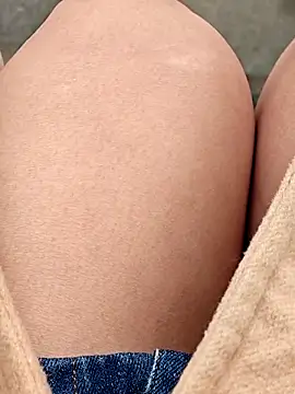 Baby-Linh online show from 02/10/26, 04:16