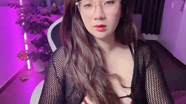 Snapshot of Ni-Ni_2K chatting on 03/11/26, 04:24 Ni-Ni 2K online show from 03/11/26, 04:24