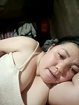 Snapshot of sary-hot2x chatting on 12/04/25, 12:58 sary-hot2x online show from 12/04/25, 12:58