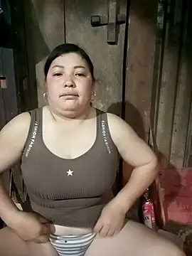 Snapshot of sary-hot2x chatting on 12/15/25, 10:58 sary-hot2x online show from 12/15/25, 10:58