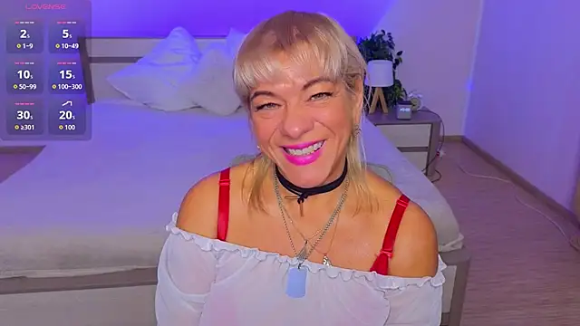 AnittaHarris  online show from 03/18/26, 02:04