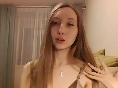 Snapshot of A-leya chatting on 12/04/25, 07:44 A-leya online show from 12/04/25, 07:44