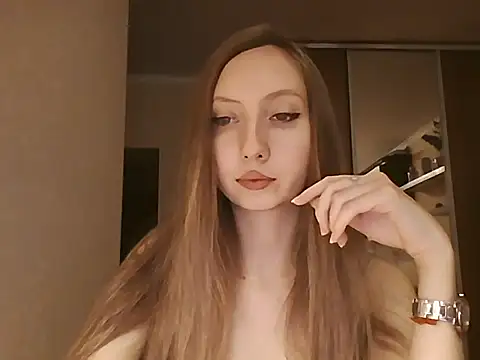 Snapshot of A-leya chatting on 12/14/25, 02:55 A-leya online show from 12/14/25, 02:55